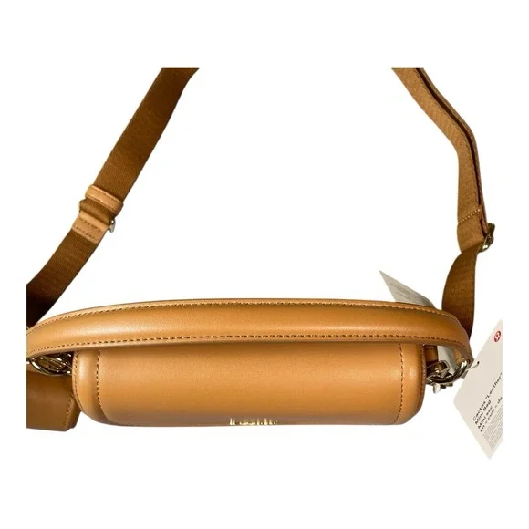 Lululemon Cactus Leather Mini Bag With Clippable Pouch 1.2L Chestnut - Picture 12 of 16